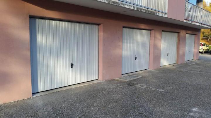 Installation de porte de garage La Savoie