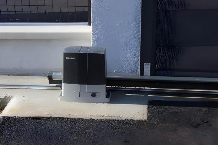 Installation de porte de garage La Savoie