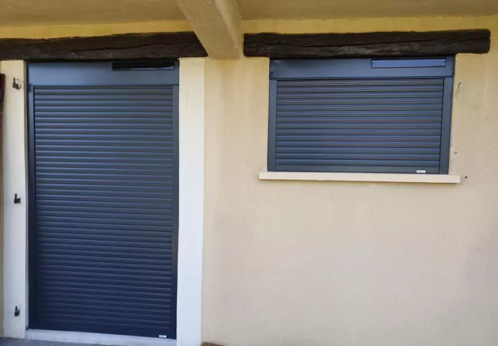 Installation volet battant La Savoie