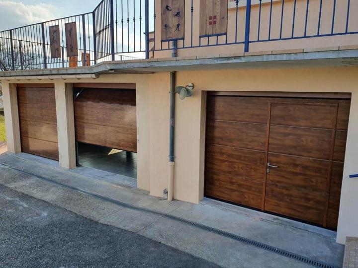 Installation de porte de garage La Savoie