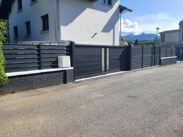 Installation de porte de garage La Savoie,  Installateurs de porte de garage La Savoie  Installation de portail automatique La Savoie